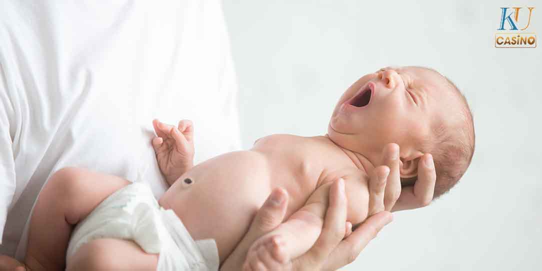 ฝันถึง อุ้มเด็ก